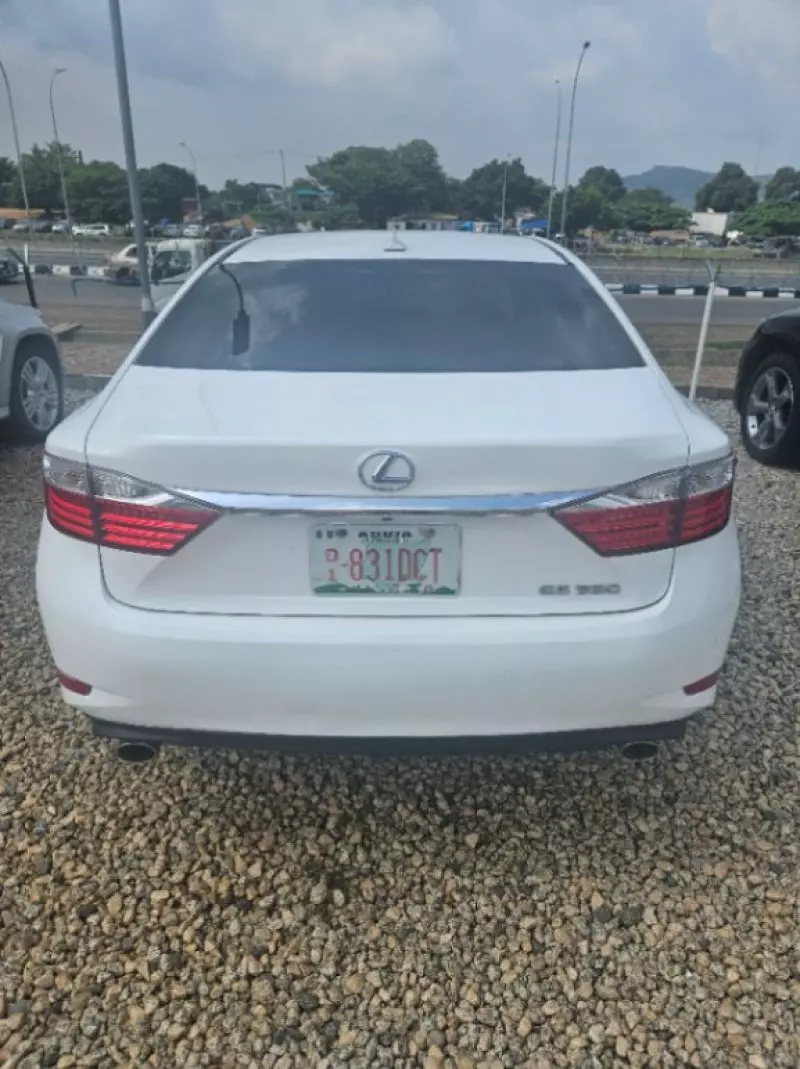 Lexus ES 350   - 2013