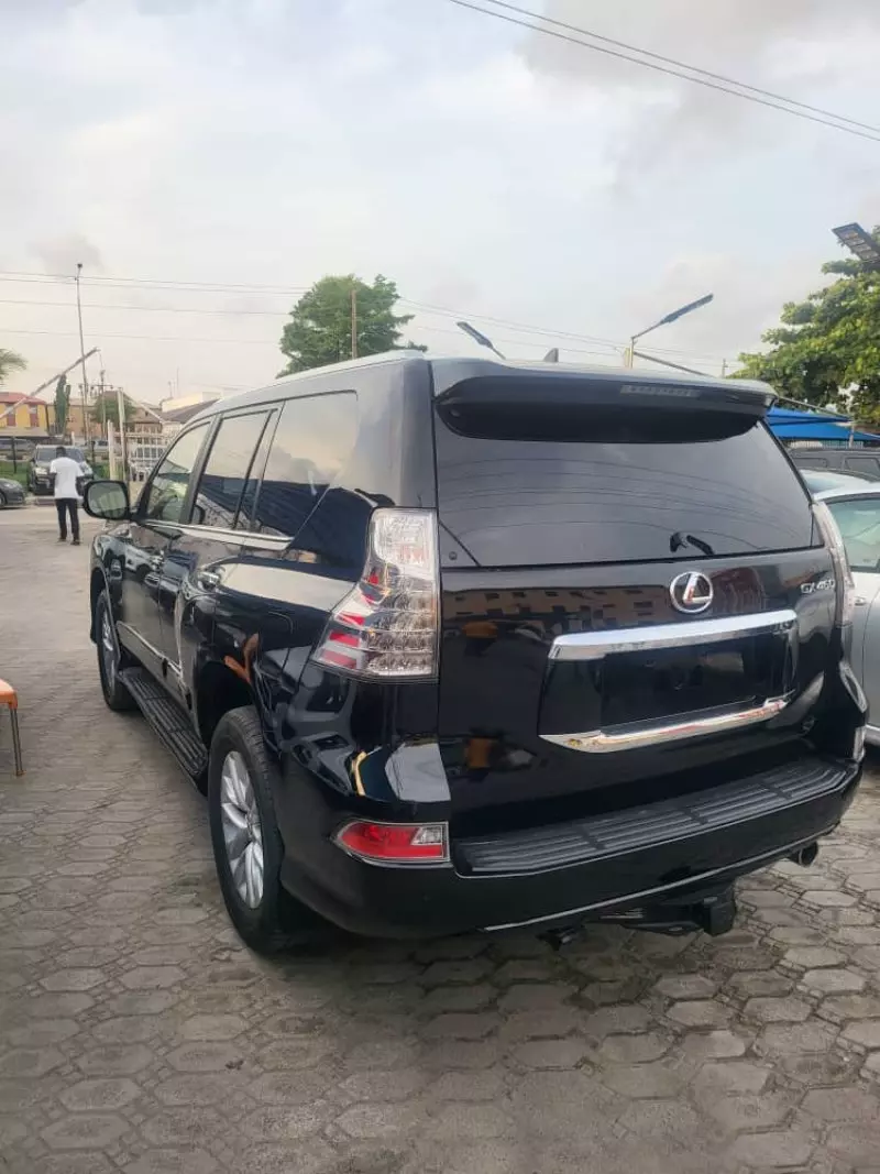 Toyota Land Cruiser   - 2014