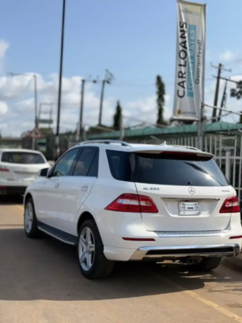 Mercedes-Benz ML 550   - 2014