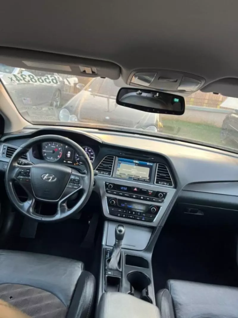 Hyundai Sonata   - 2015