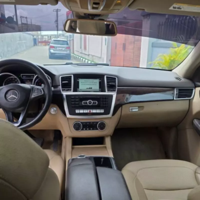 Mercedes-Benz ML 350   - 2015