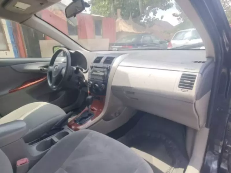 Toyota Corolla   - 2013