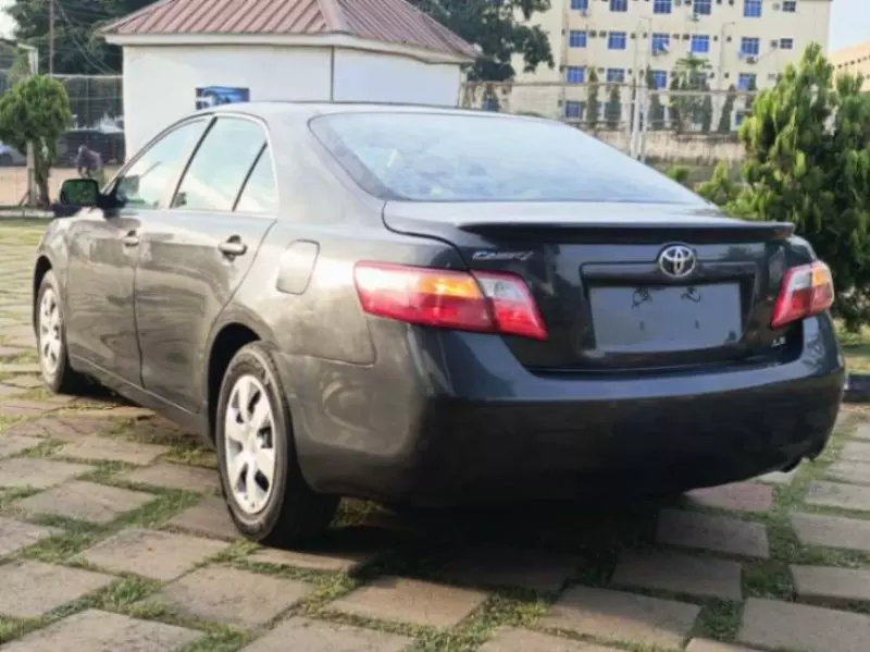 Toyota Camry   - 2008