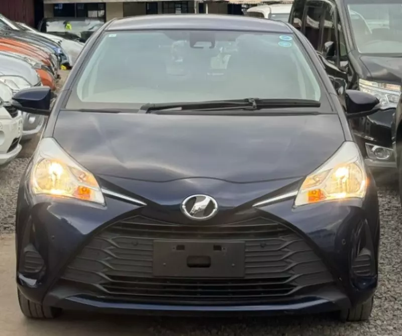 Toyota Vitz   - 2019