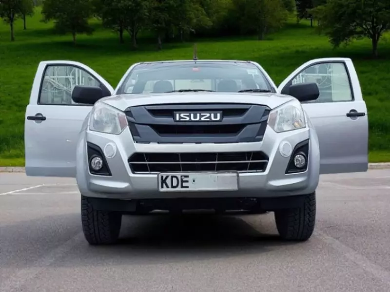 Isuzu D-Max   - 2021