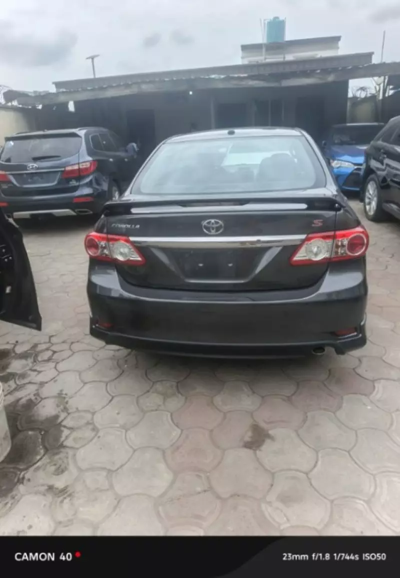 Toyota Corolla   - 2013