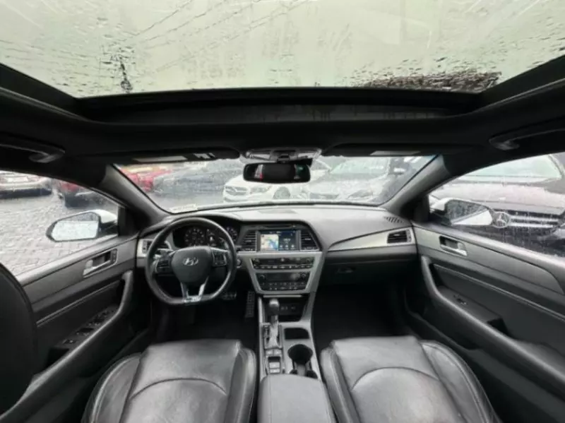 Hyundai Sonata   - 2015