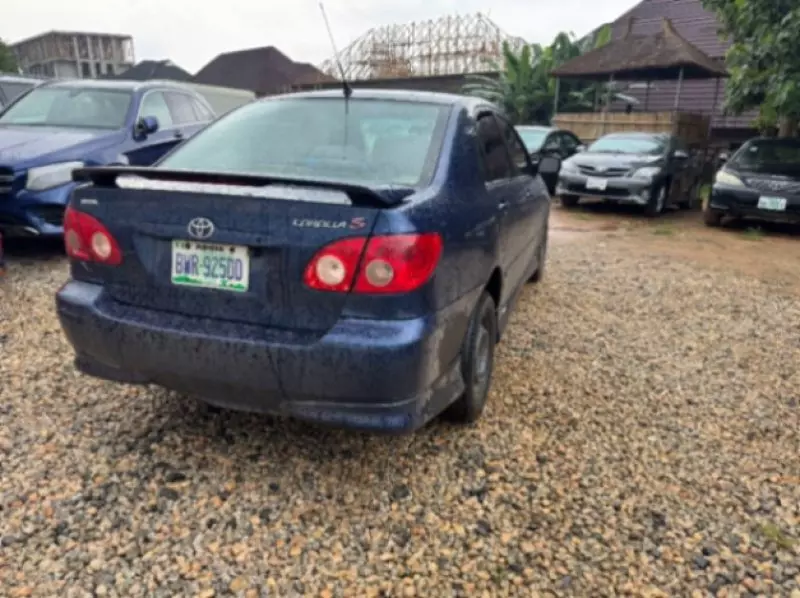 Toyota Corolla Sport   - 2007