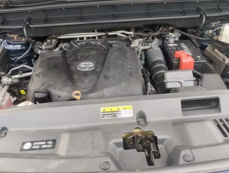 Toyota Highlander   - 2020