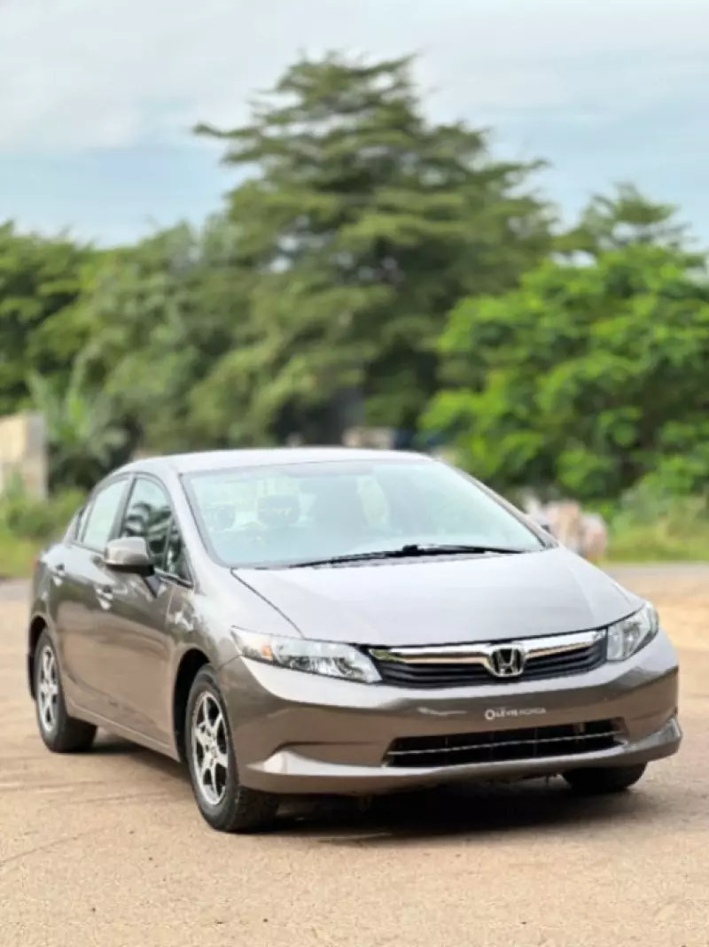 Honda Civic   - 2012