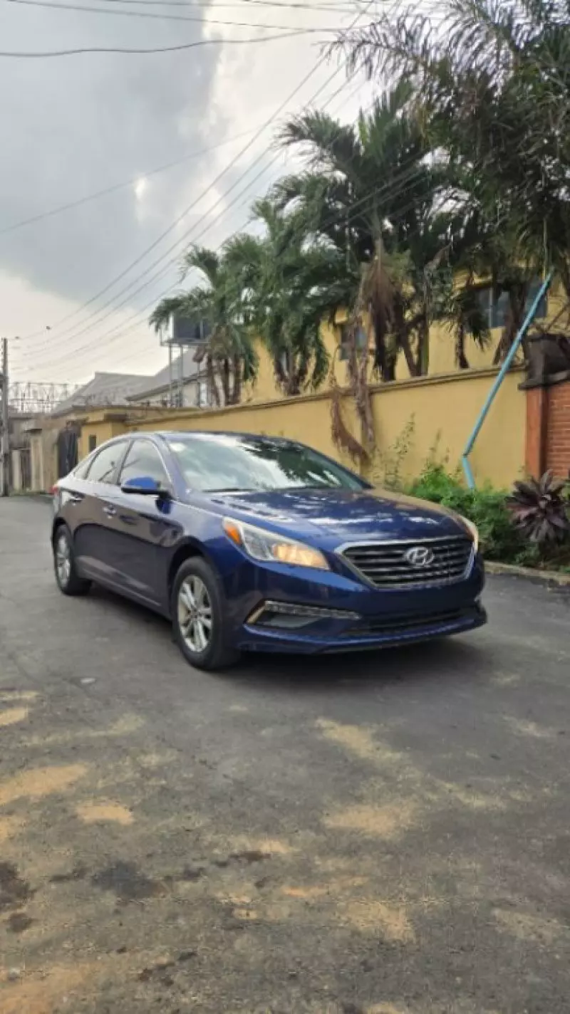 Hyundai Sonata   - 2014