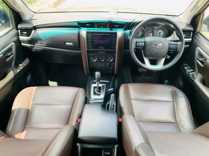 Toyota Fortuner   - 2016