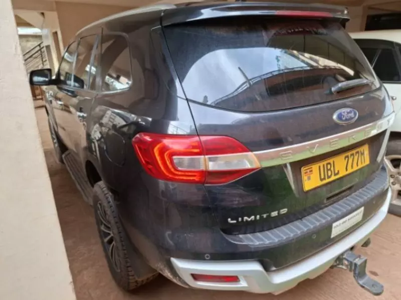 Ford Everest   - 2021