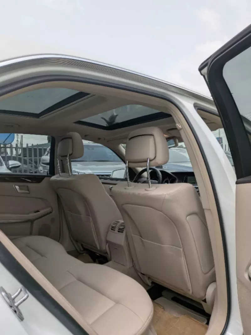 Mercedes-Benz E350 - 2014