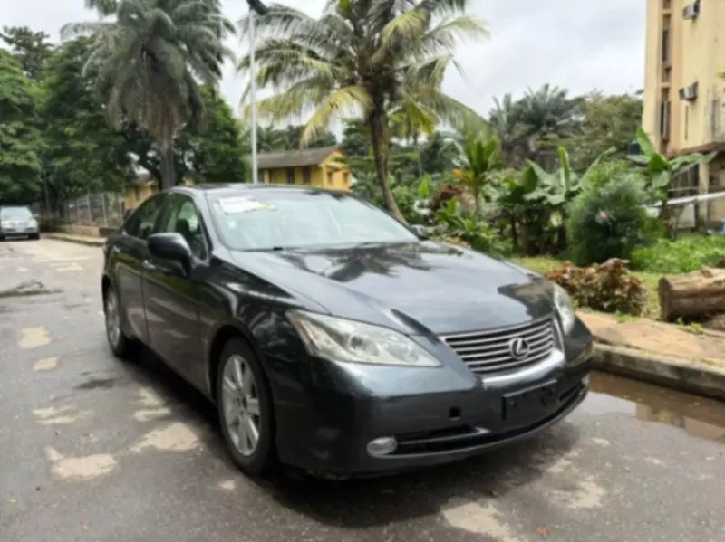 Lexus ES 350   - 2009