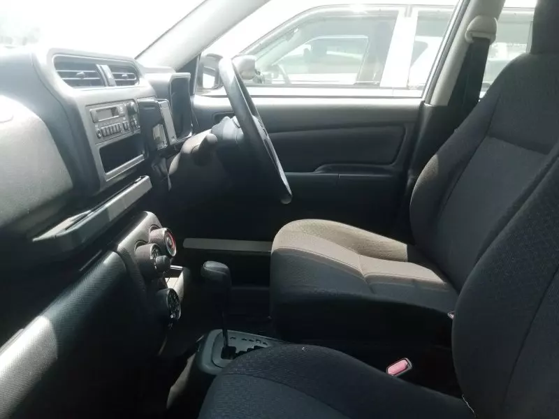 Toyota Probox    - 2017