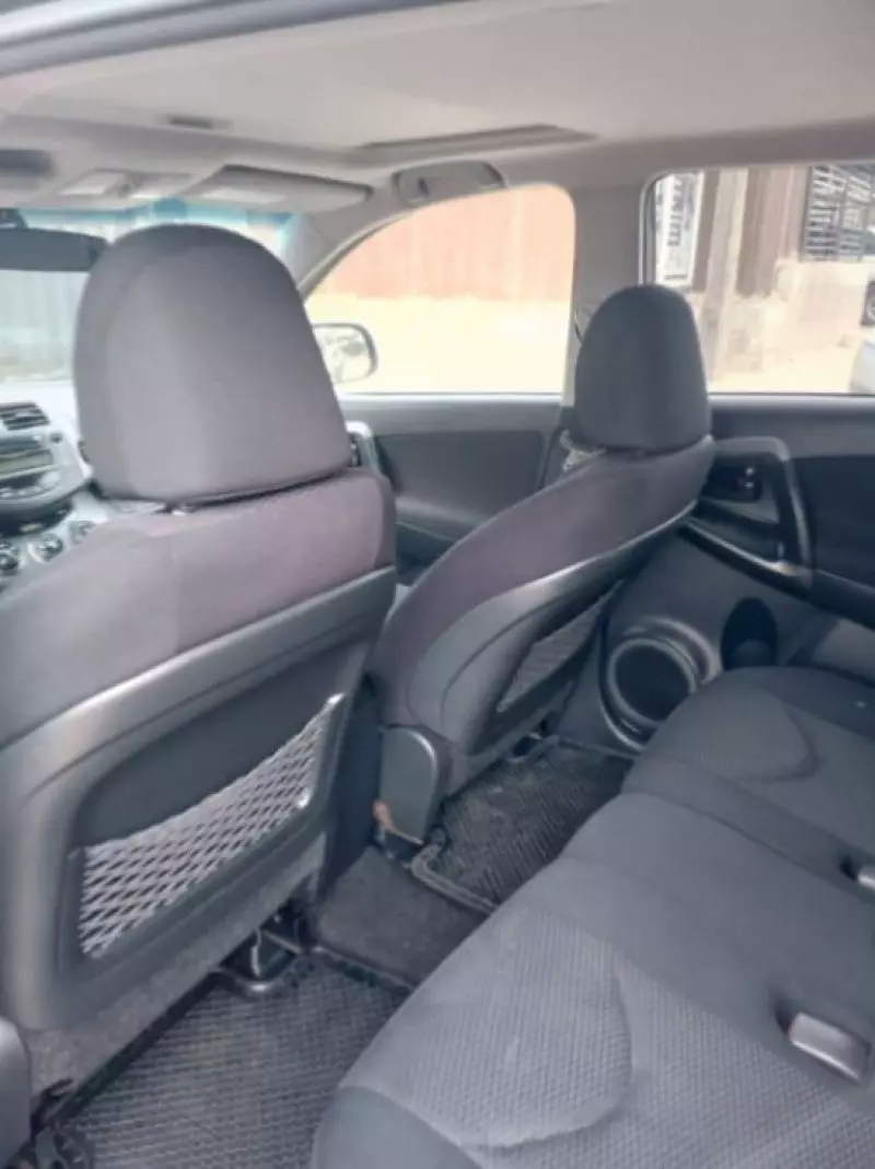 Toyota Rav4   - 2011