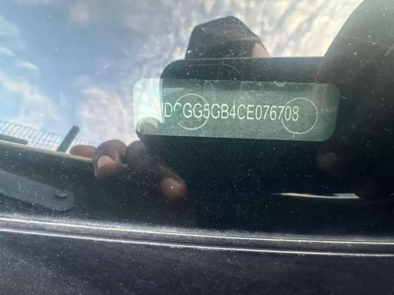 Mercedes-Benz GLK 350   - 2012