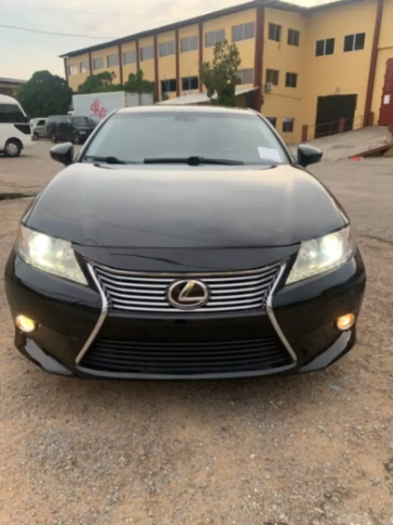 Lexus ES 350   - 2013