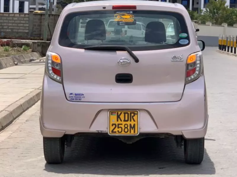Daihatsu Mira    - 2017