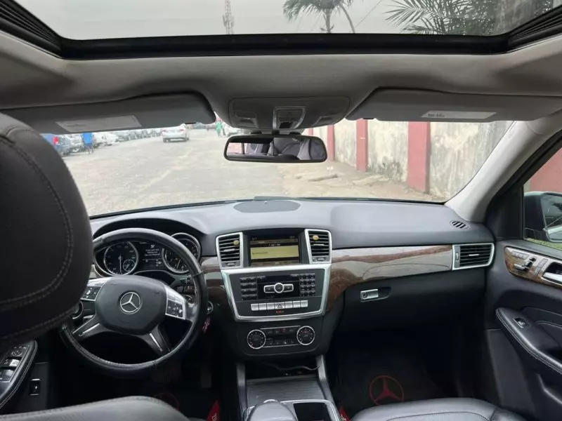 Mercedes-Benz ML 350 - 2013