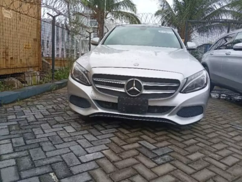 Mercedes-Benz C 300   - 2014