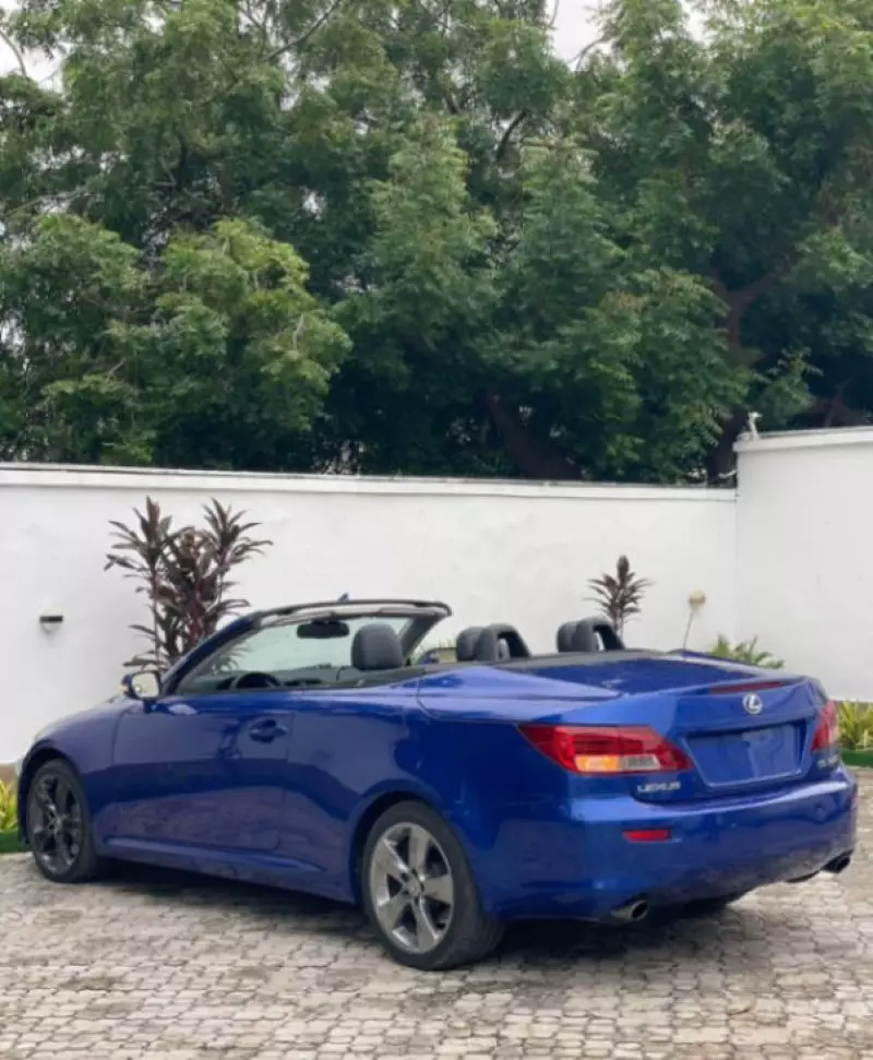 Lexus IS 350   - 2020