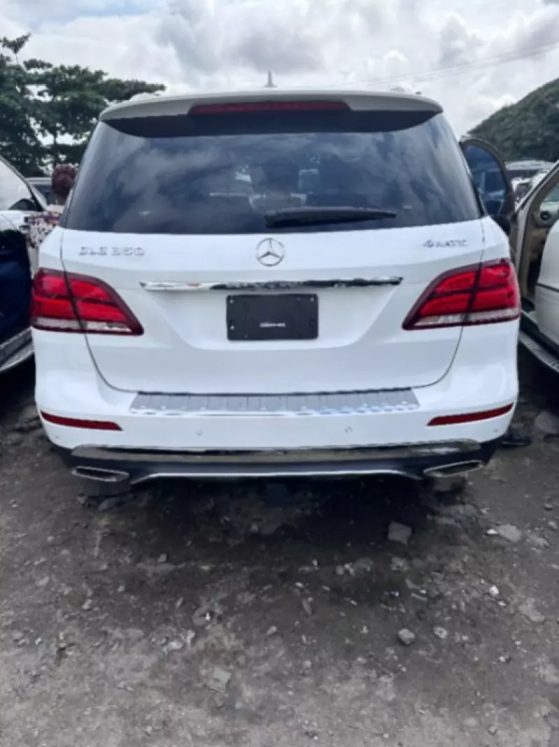 Mercedes-Benz GLE 350   - 2017