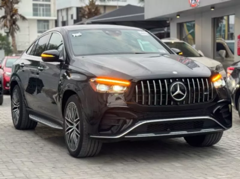 Mercedes-Benz GLE 53 S   - 2024
