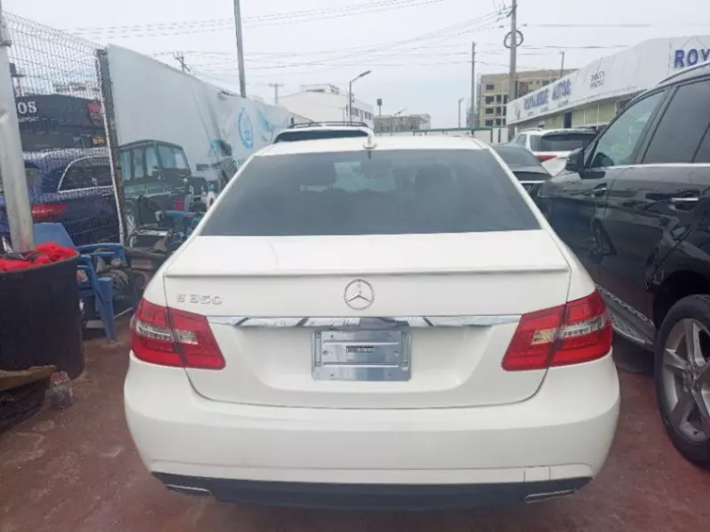Mercedes-Benz E 350   - 2010
