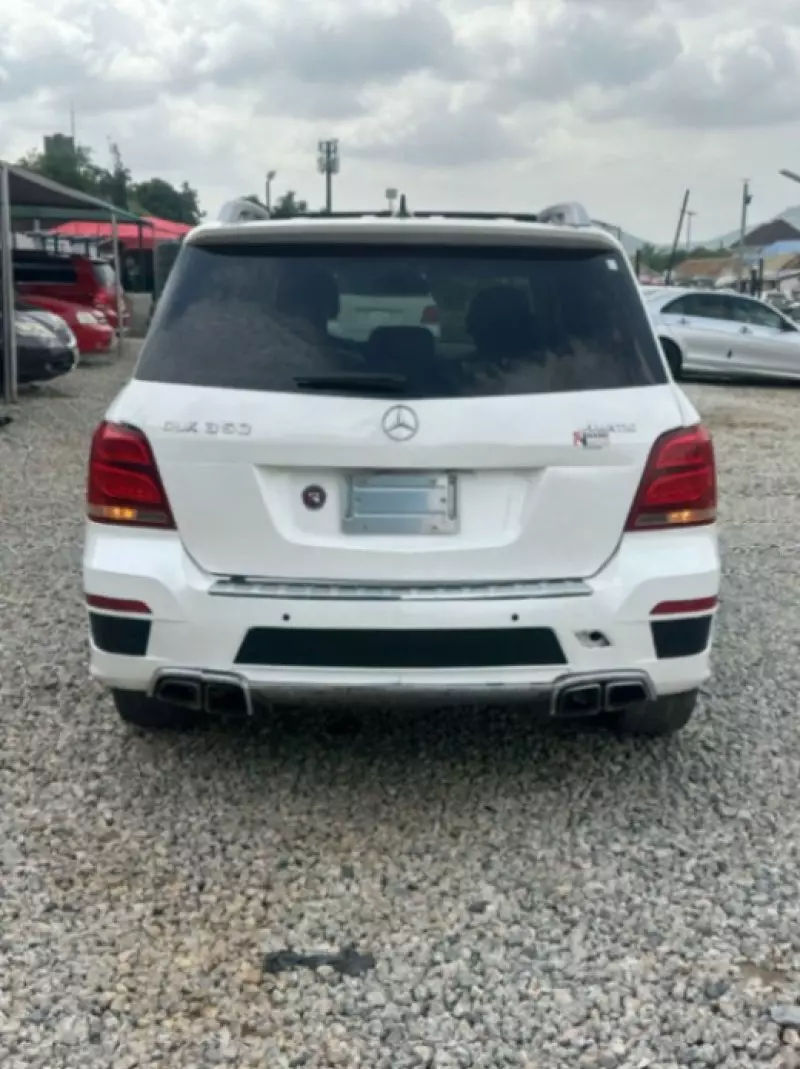 Mercedes-Benz GLK 350   - 2012