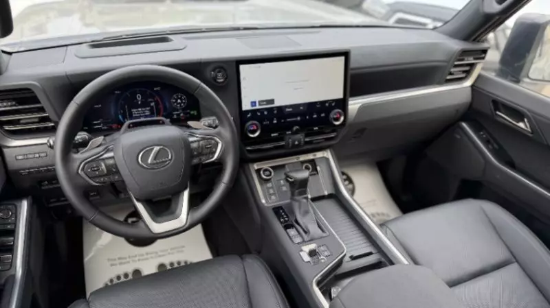 Lexus GX   - 2025