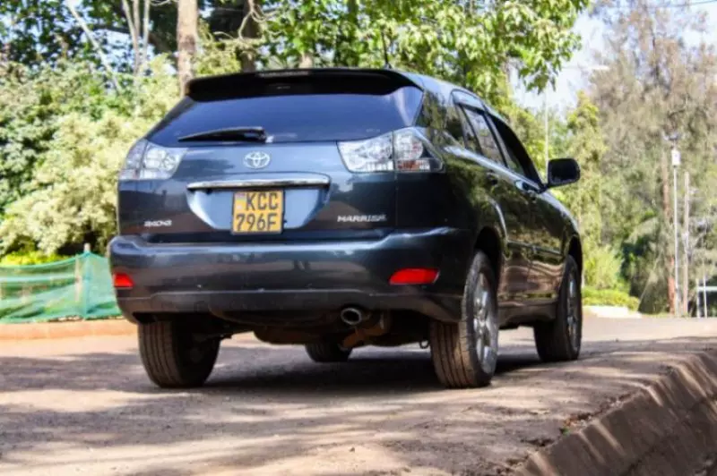 Toyota Harrier   - 2008