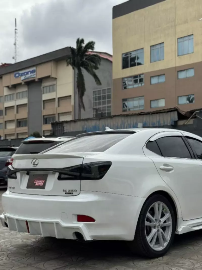 Lexus IS 250   - 2008