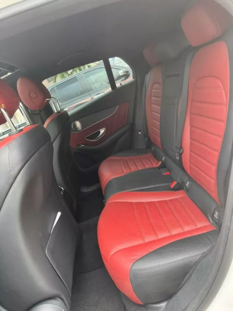 Mercedes-Benz GLC 300   - 2017