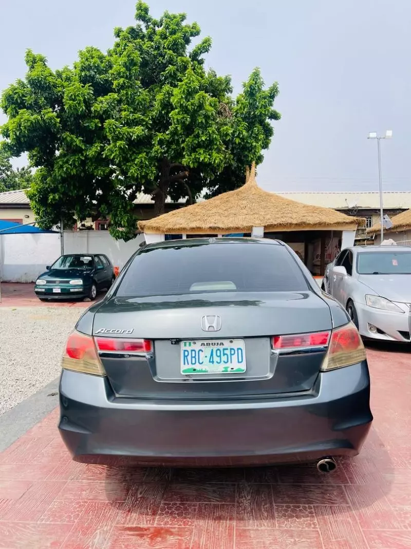Honda Accord   - 2009