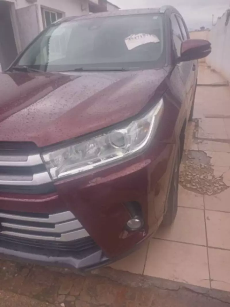 Toyota Highlander   - 2018