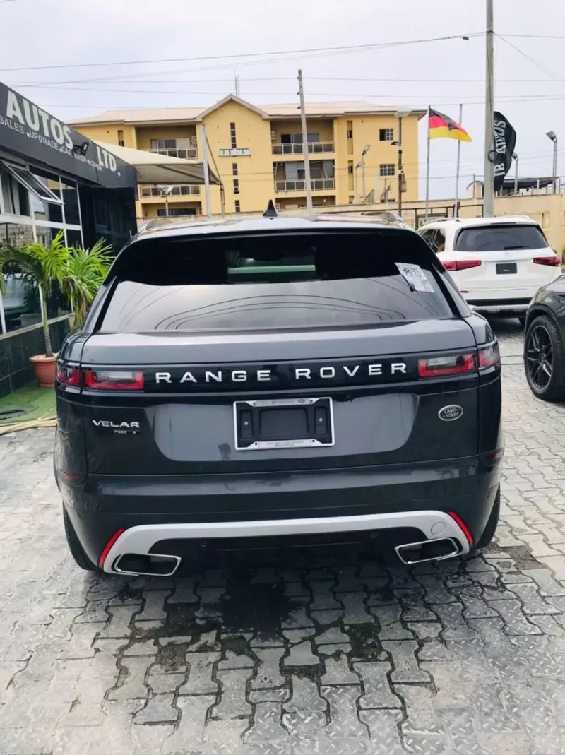 Land Rover Range Rover Velar   - 2018