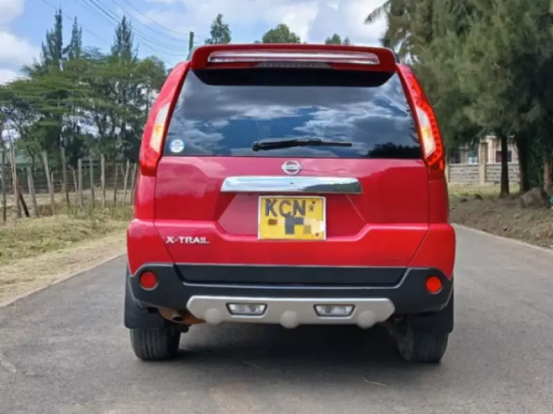 Nissan X-Trail   - 2010
