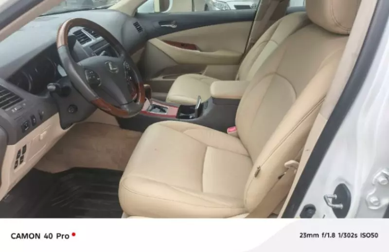 Lexus ES 350   - 2012
