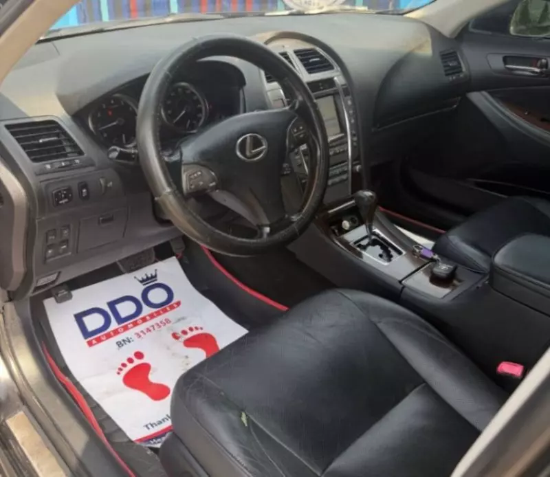 Lexus ES 350   - 2011