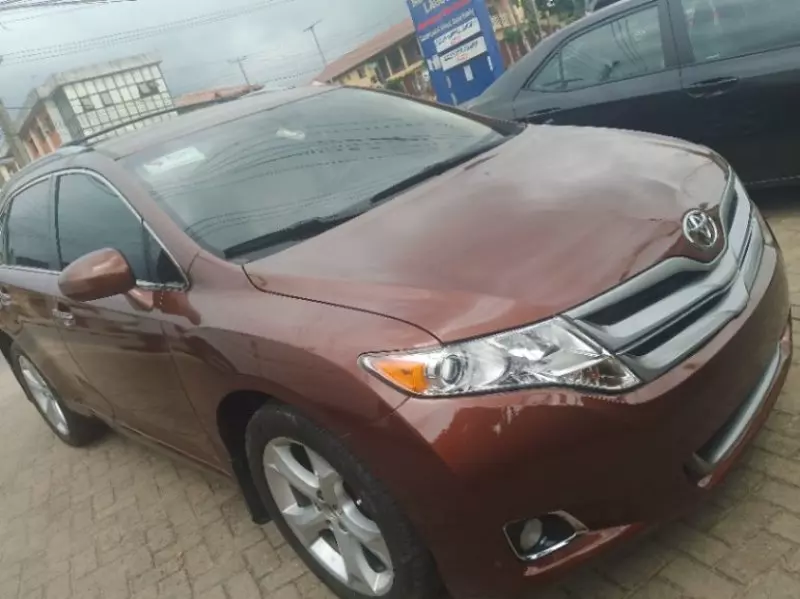 Toyota Venza   - 2010