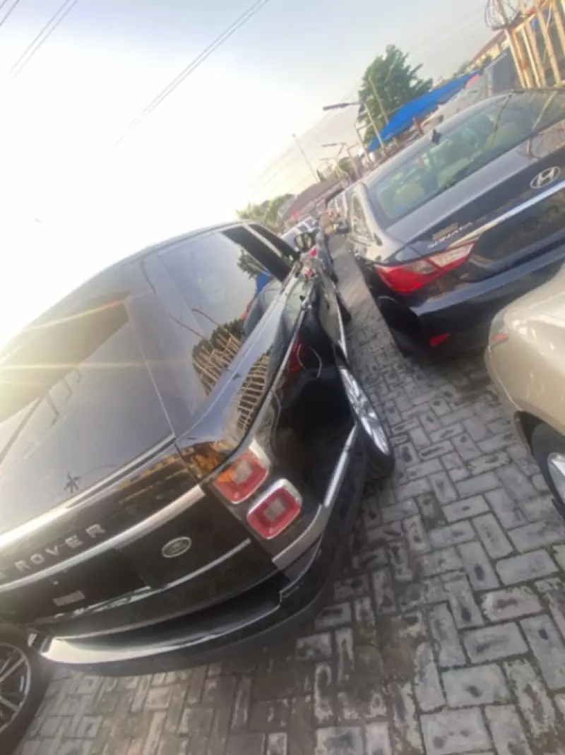 RANGE ROVER HSE LR4   - 2014