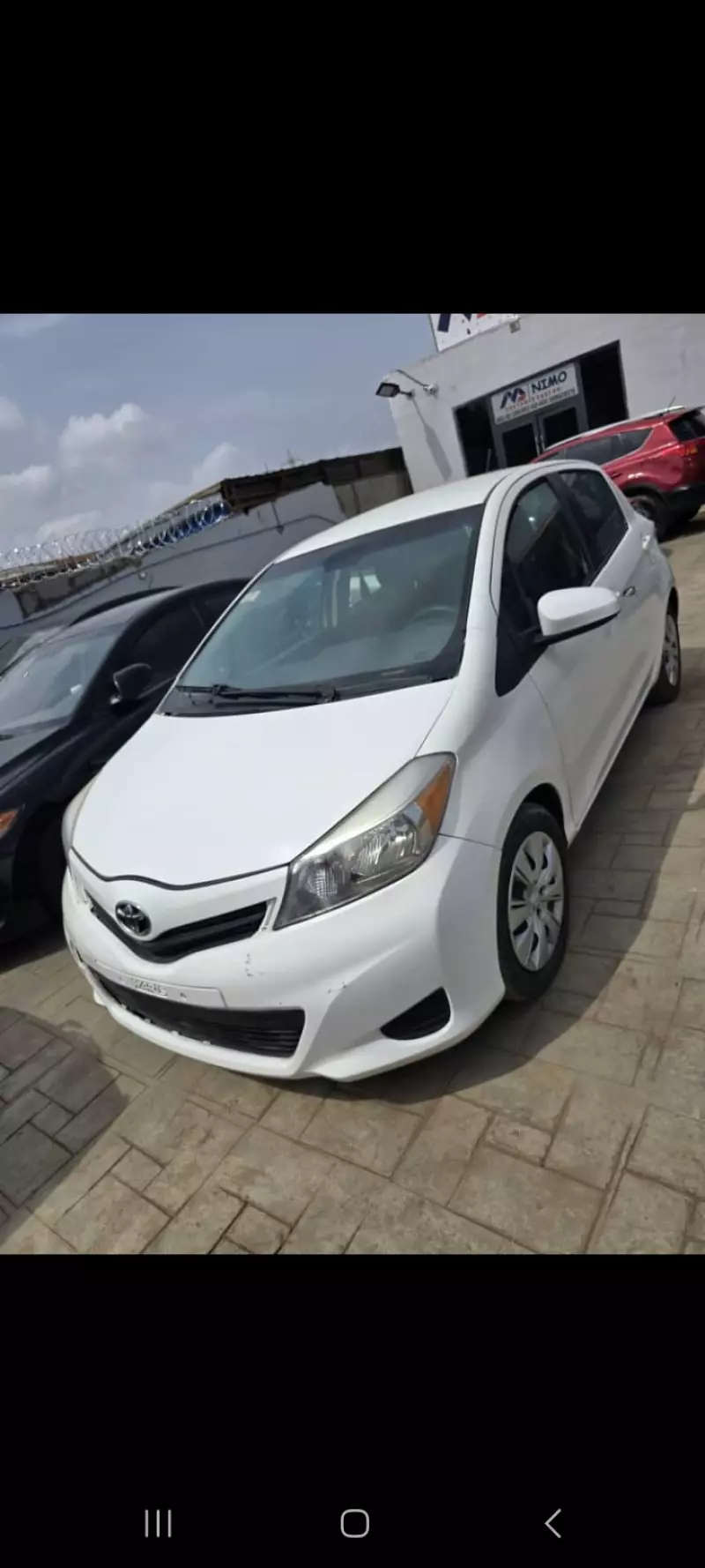 Toyota Yaris   - 2014
