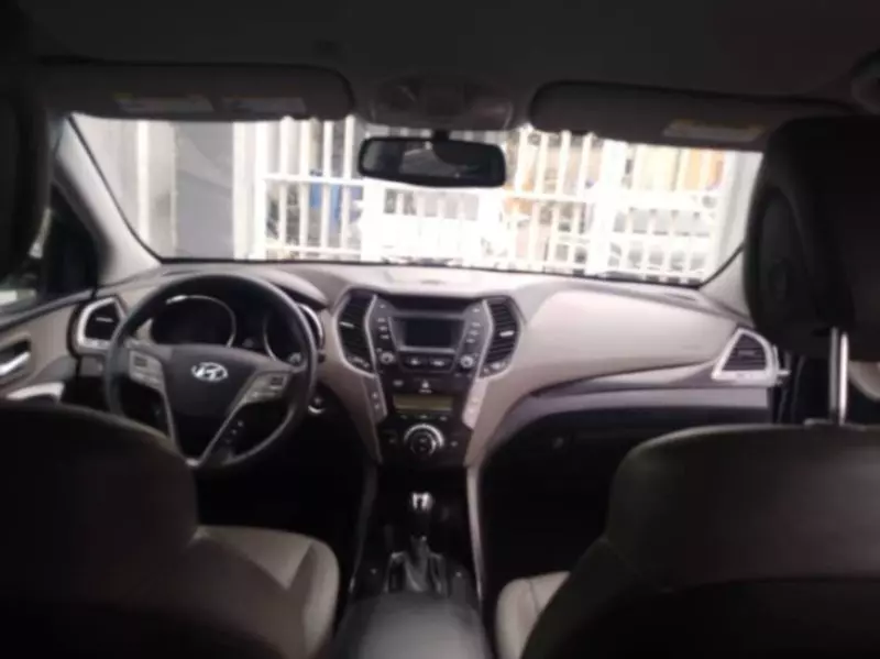 Hyundai Santa Fe   - 2014