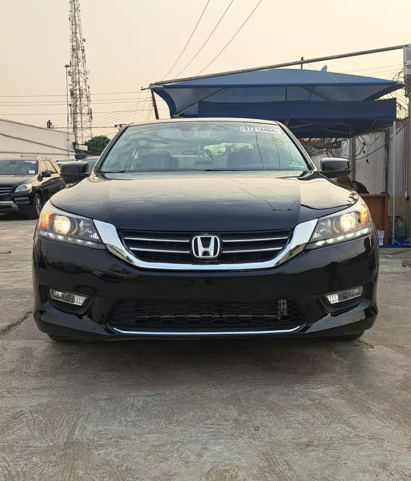 Honda Accord   - 2013