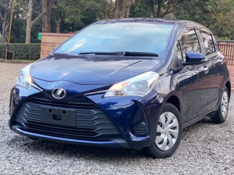 Toyota Vitz   - 2018