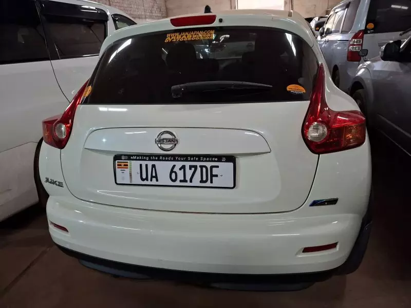 Nissan Juke   - 2011