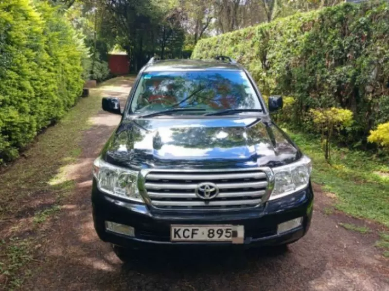 Toyota Land Cruiser V8   - 2008