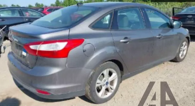 Ford Focus   - 2014